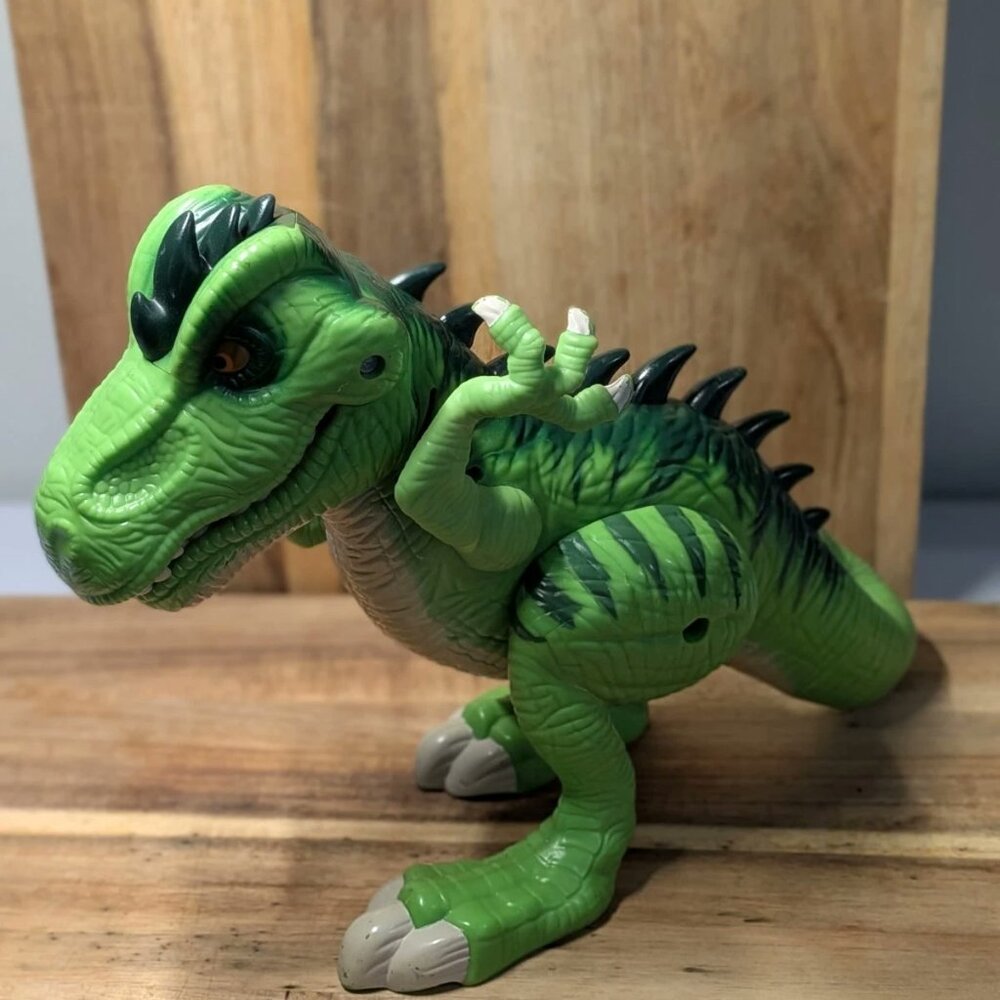 Hasbro Jurassic World Tyrannosaurus Rex Dinosaur Light & Sound
